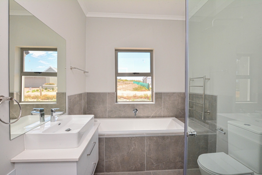 3 Bedroom Property for Sale in Langebaan Country Estate Western Cape